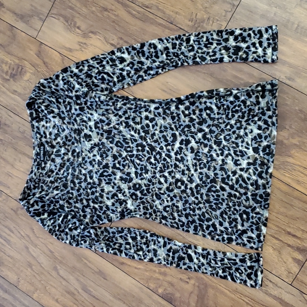 Express Gray Leopard Print Long Sleeve Top XS